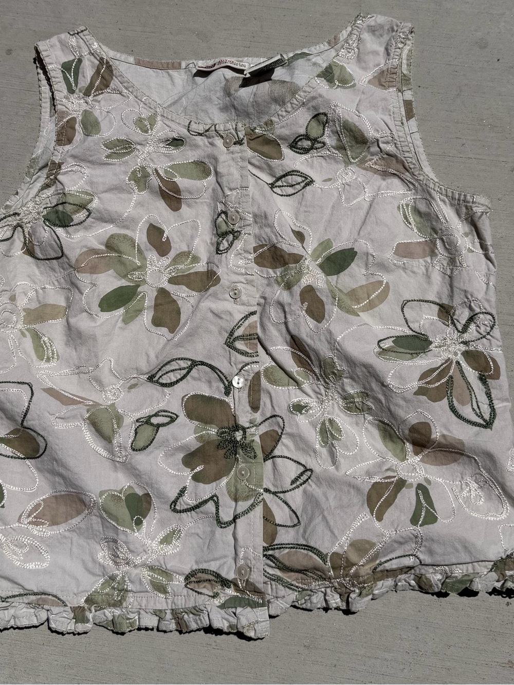 Faded Glory White Embroidered Floral Button-Front Top with Green & Brown Accents